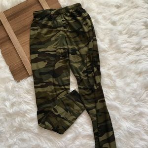 Army leggings 💚🖤